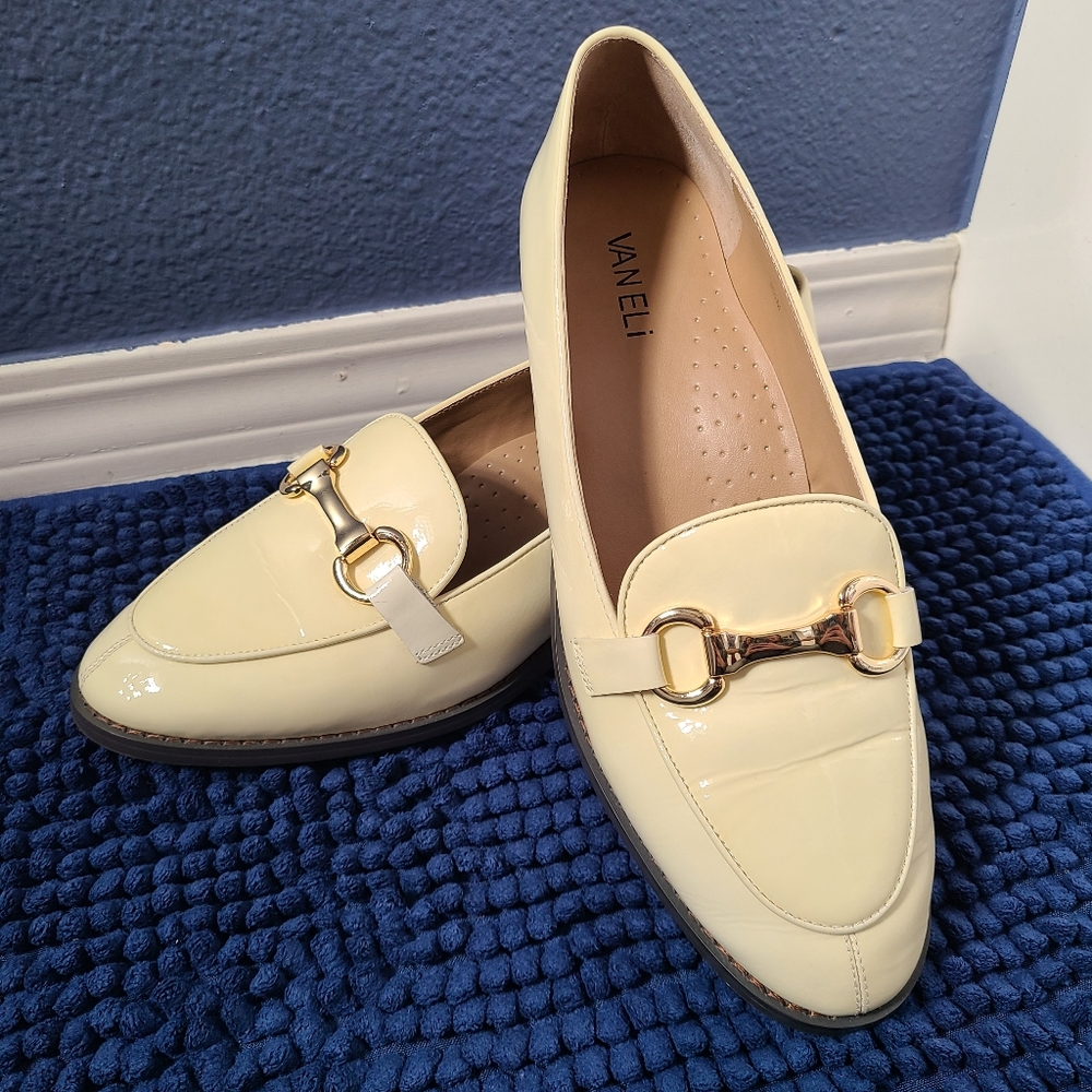 New Butter Yellow Heeled Loafers 9.5